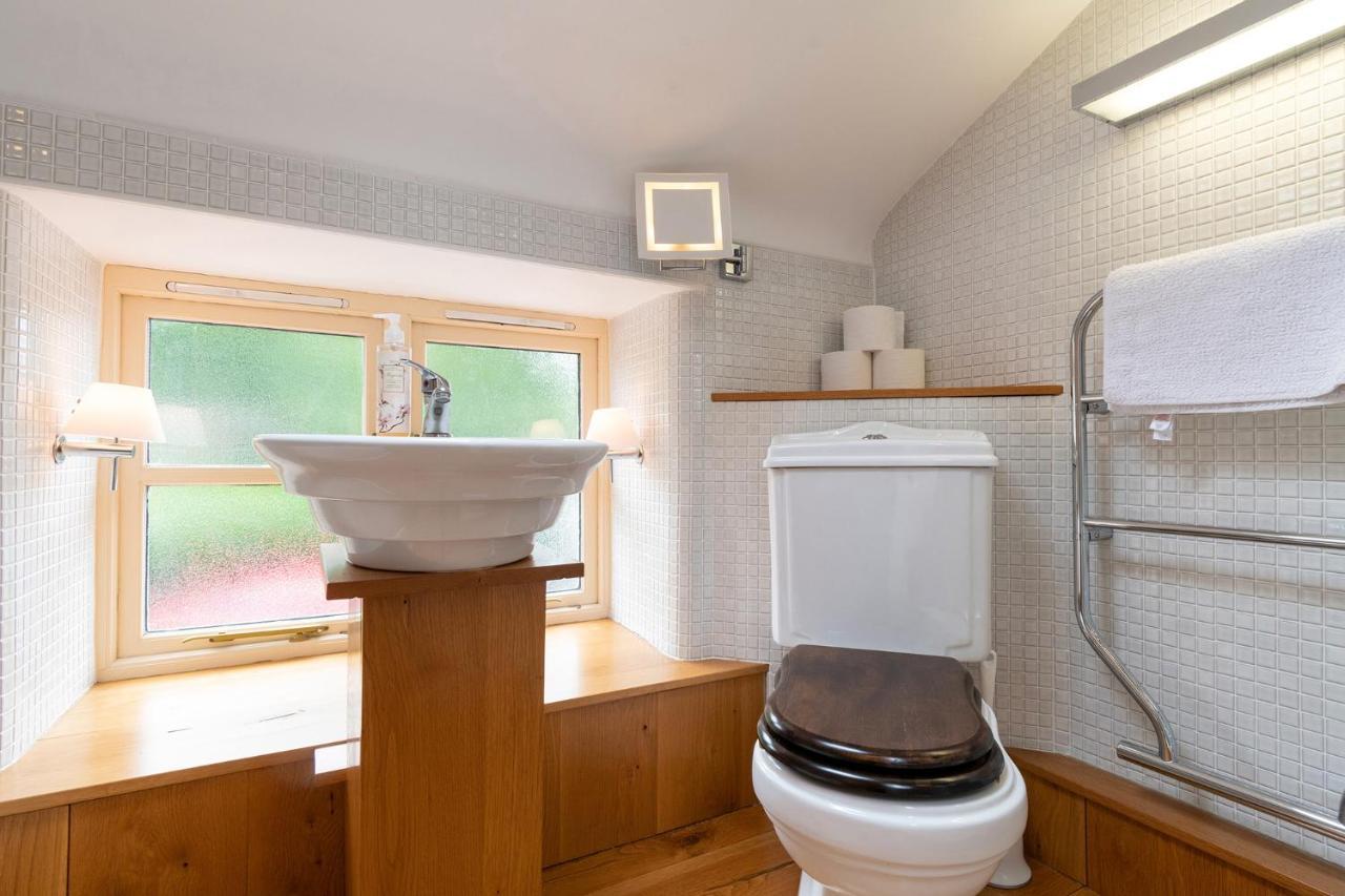 Finest Retreats - The Cottage - Luxury 1 Bed Cottage Rhydymwyn Exterior photo