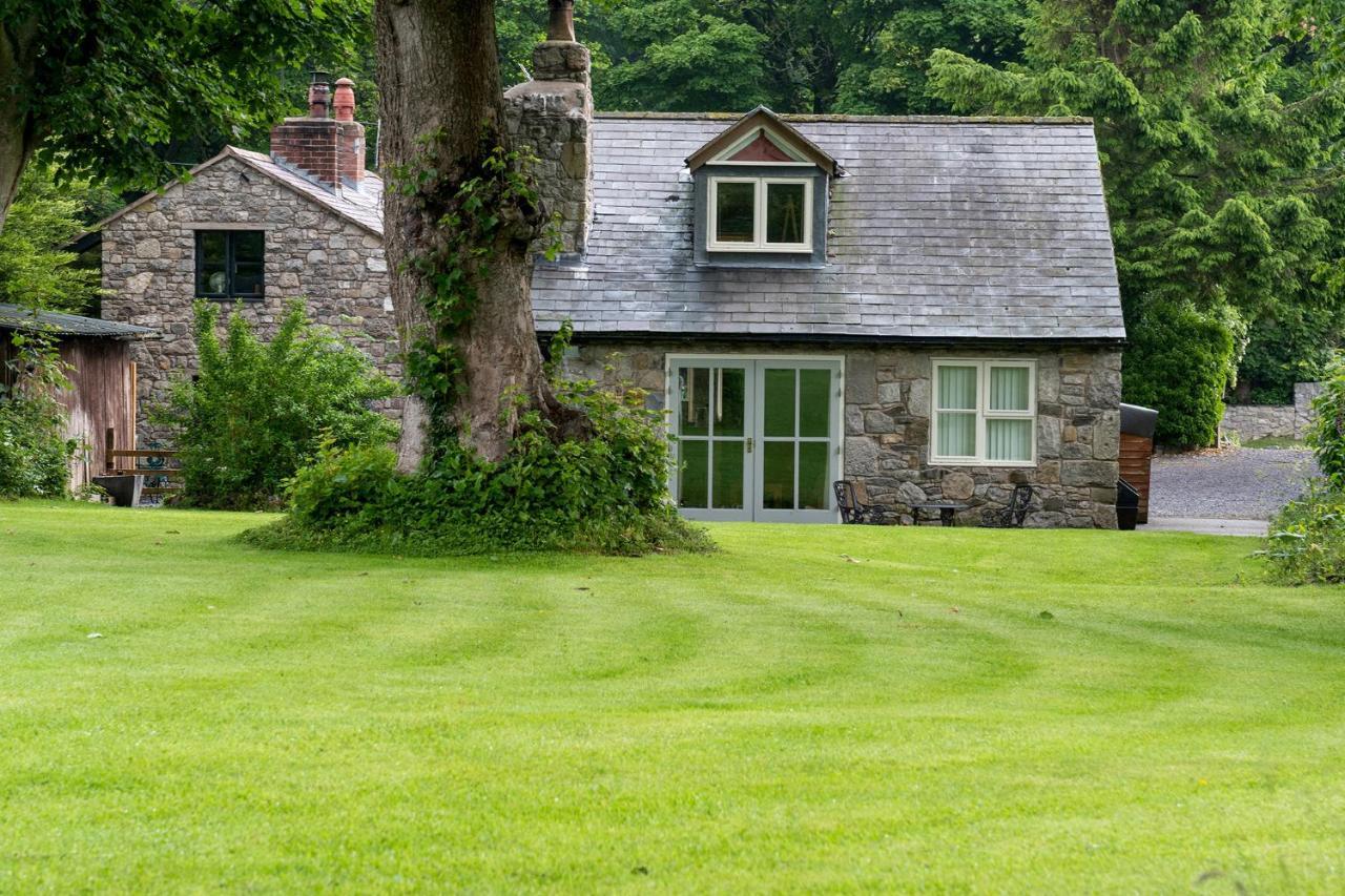 Finest Retreats - The Cottage - Luxury 1 Bed Cottage Rhydymwyn Exterior photo