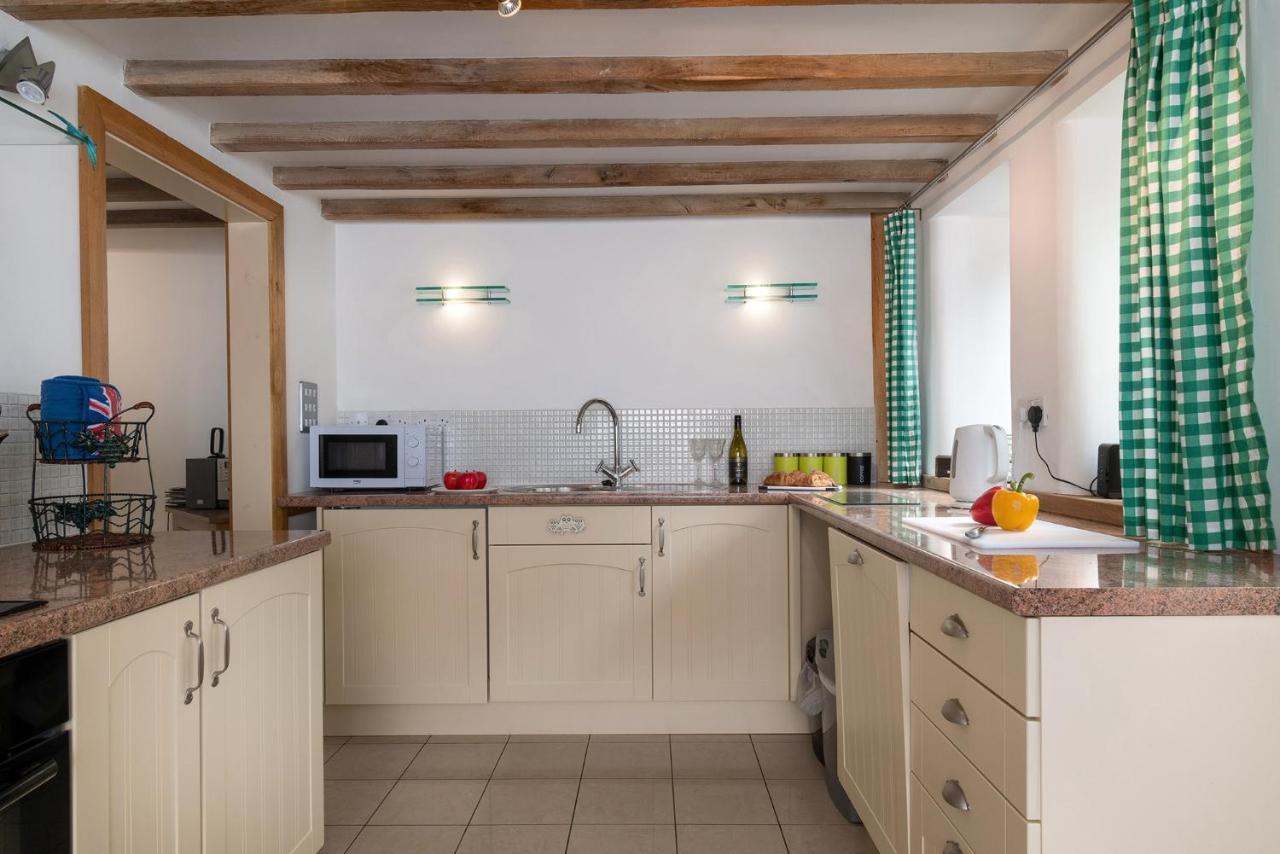 Finest Retreats - The Cottage - Luxury 1 Bed Cottage Rhydymwyn Exterior photo